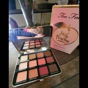 💖Too Faced Just Peachy mattes palette